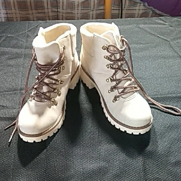 Lakeline Cream Memory Foam Sjb Size 9.5 - Picture 1 of 6